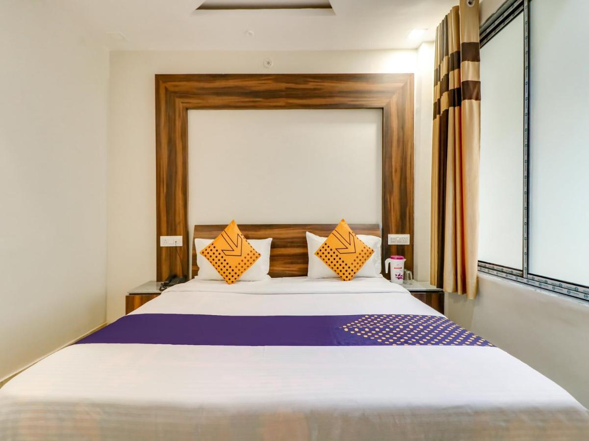 Spot On 69549 Hotel Shri Ram Kashi Muthiganj Buitenkant foto